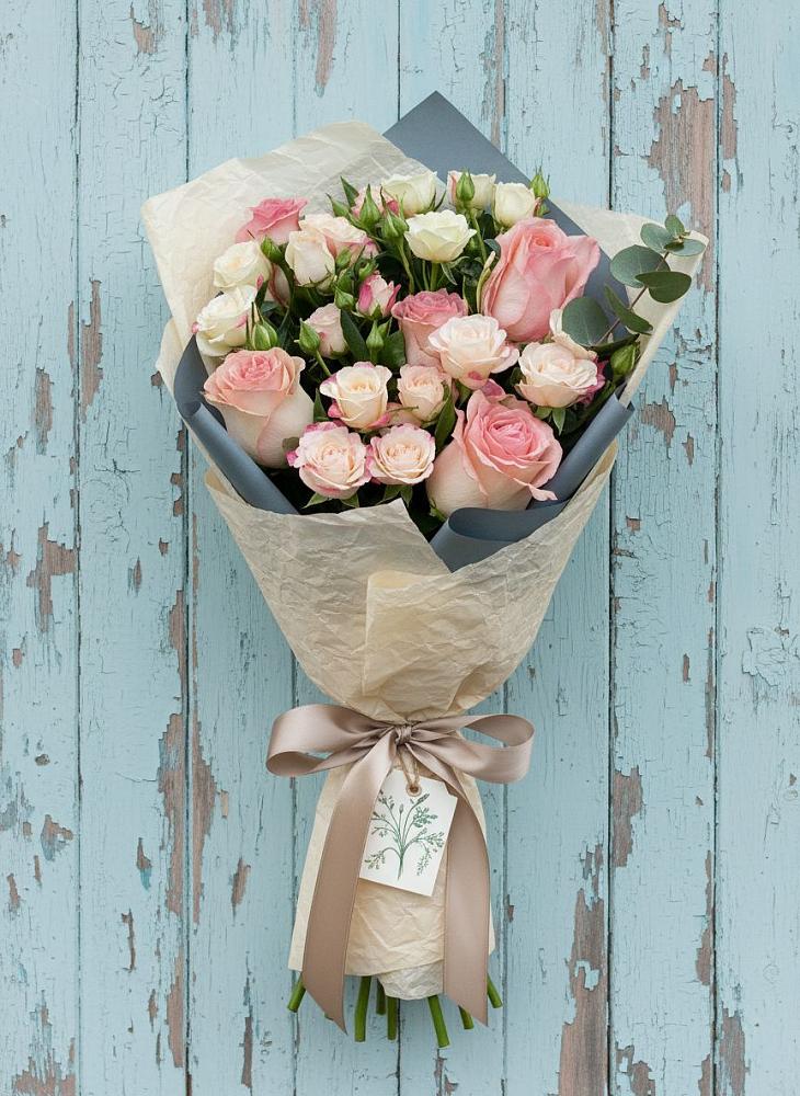 Букет цветов из: Розы в Чернь