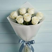 Букет 7 Белых роз Эдлесс Лав в Чернь