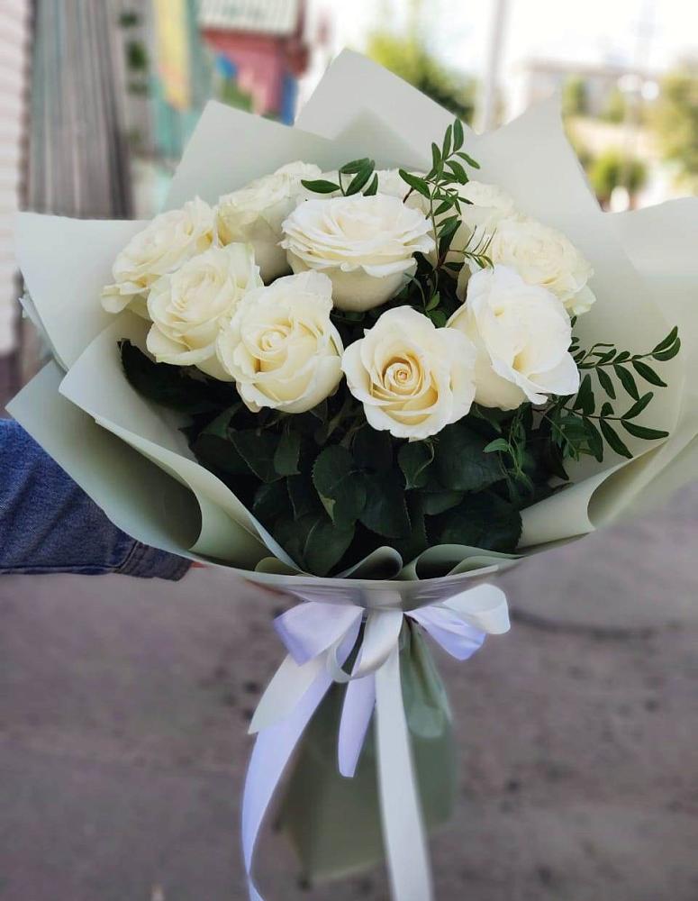 Букет Белые розы Проуд в Чернь