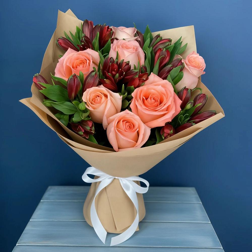 Букет цветов из: Розы и Альстромерии в Чернь