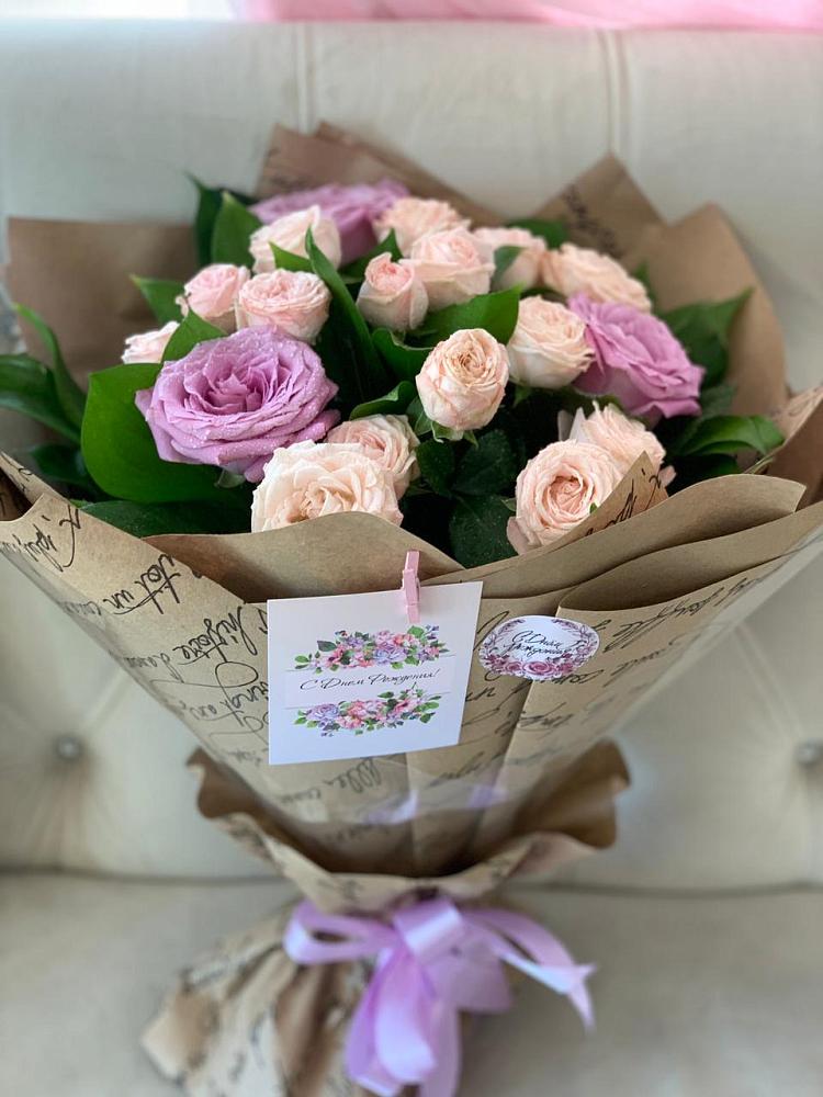 Букет цветов из: Розы в Чернь