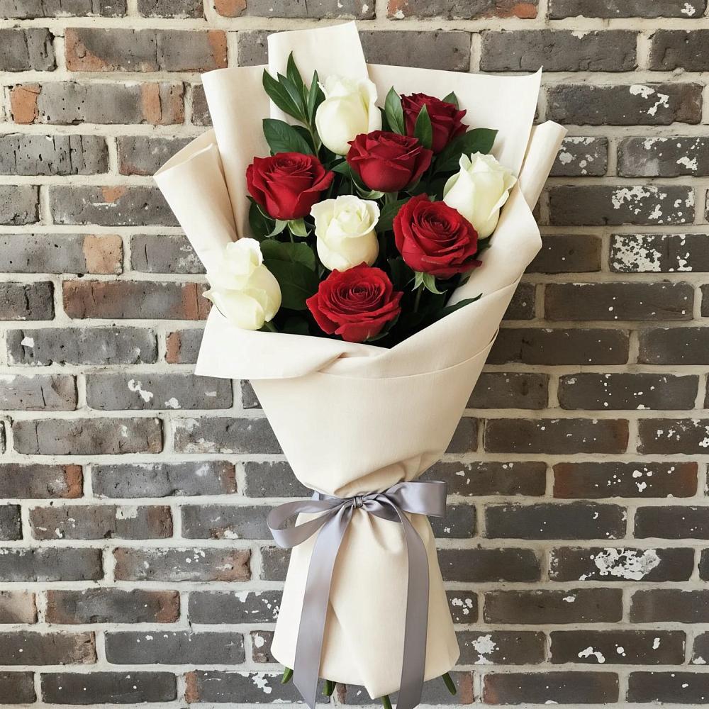 Букет цветов из: Розы в Чернь