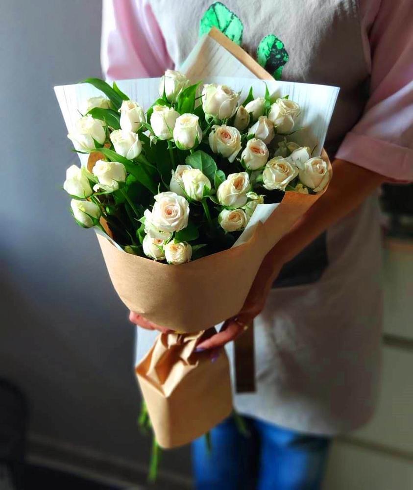 Букет цветов из: Розы в Чернь