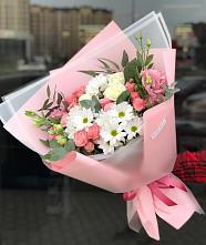 Букет цветов из:  Розы, Лизиантусы и Хризантемы в Чернь