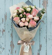 Букет цветов из:  Розы в Чернь