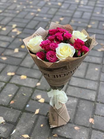 Букет цветов из: Розы в Чернь