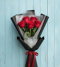 Букет цветов из:  Розы в Чернь