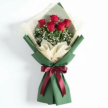 Букет цветов из:  Розы в Чернь