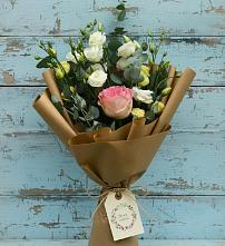 Букет цветов из:  Розы и Лизиантусы #REPLACE_PRED# Чернь