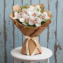 Букет цветов из:  Орхидеи и Розы в Чернь