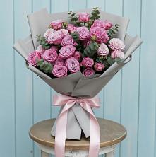 Букет цветов из:  Розы в Чернь